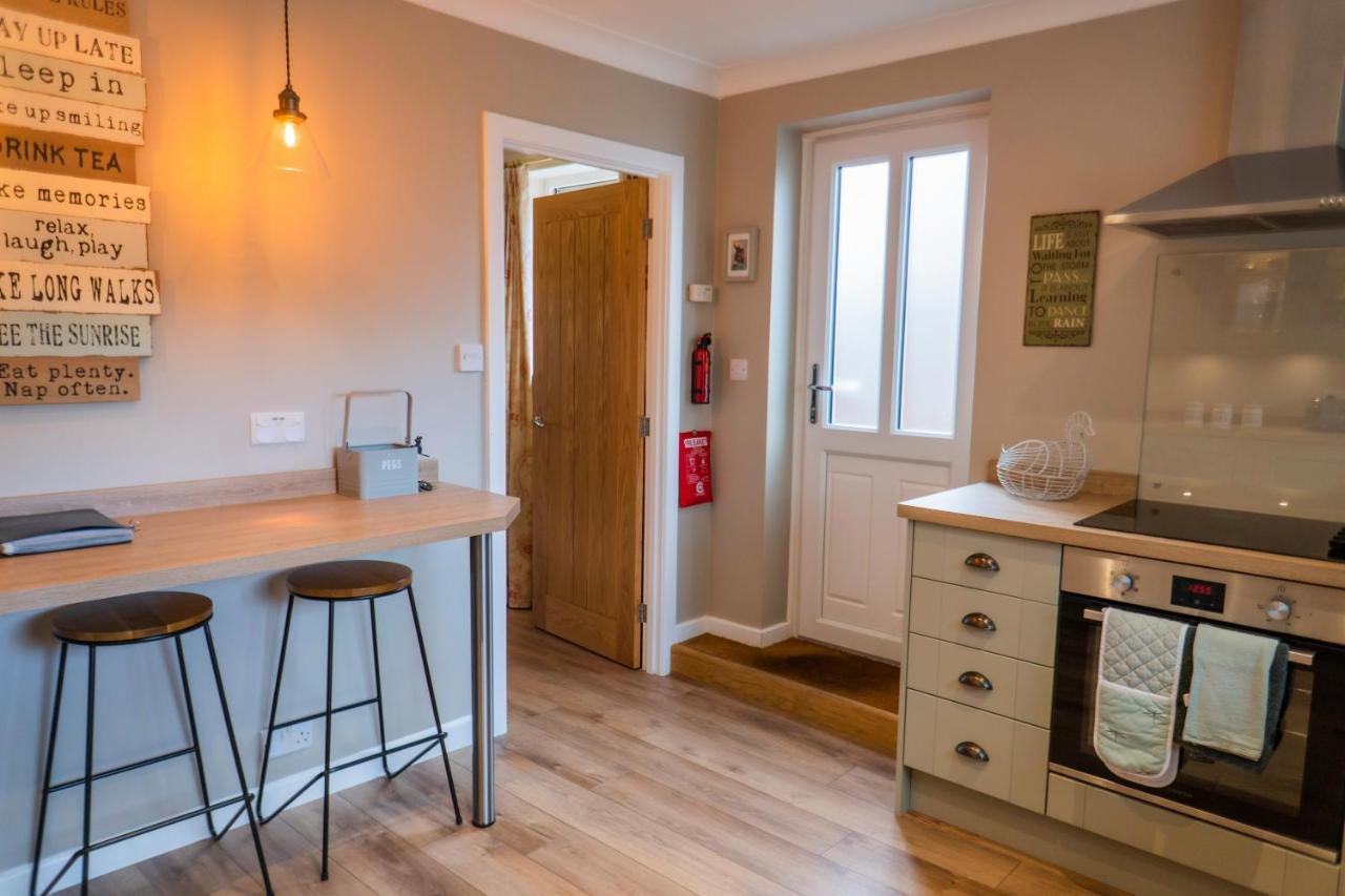 Corner Cottage - Character, Charm, Great Location. Ringwood Extérieur photo